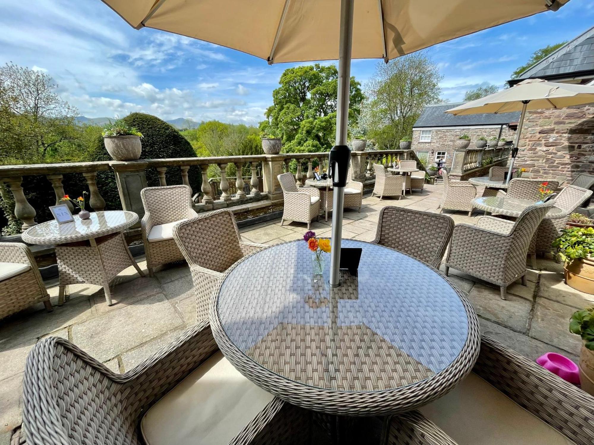 Peterstone Court Country House Restaurant & Spa Брекон Экстерьер фото